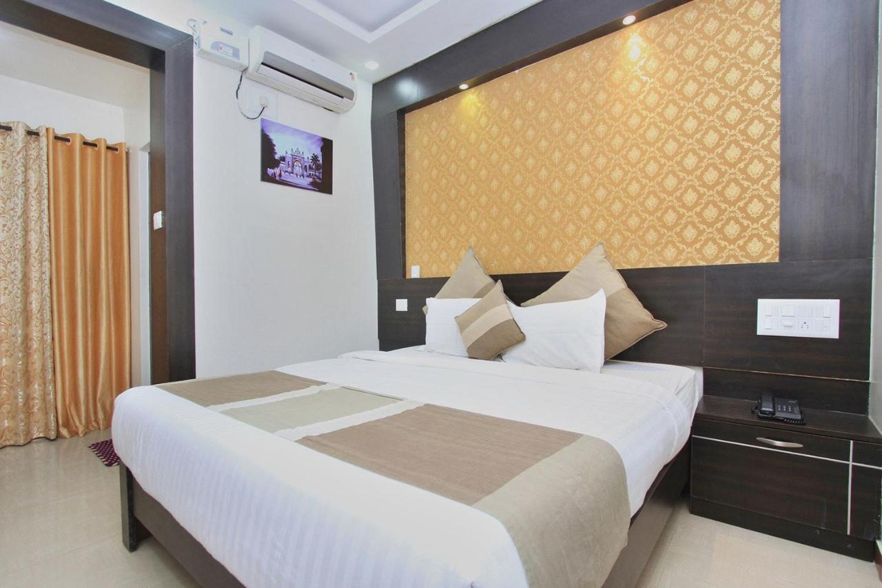Aishwarya Le Royal Hotel Mysore Luaran gambar